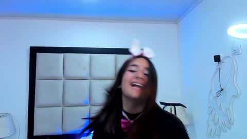 Lauren Hu online show from 01.30.25