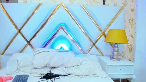 Lauren Hu online show from 02.10.25