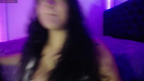 Snapshot of laurenkenner28_ chatting on 10.17.25 laurenkenner28_ online show from 10.17.25