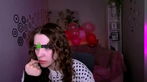 Laure online show from 02.20.26