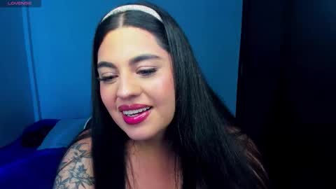 Snapshot of laurenth_foxy chatting on 03.19.26 lau online show from 03.19.26