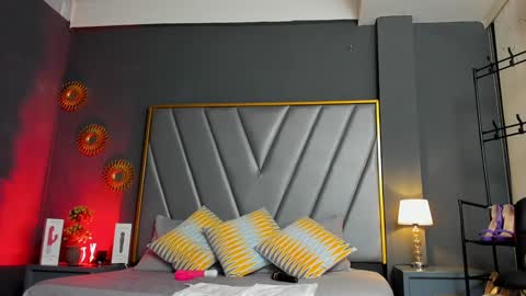 LAUREN My schedule 1400 - 2200 GMT -5 online show from 12.24.24