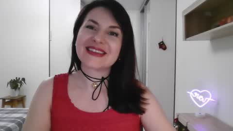 Snapshot of lavender_victoria chatting on 12.19.24 Diana online show from 12.19.24