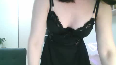 Snapshot of lavender_victoria chatting on 12.28.24 Diana online show from 12.28.24