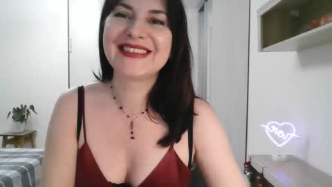 Snapshot of lavender_victoria chatting on 01.28.25 Diana online show from 01.28.25