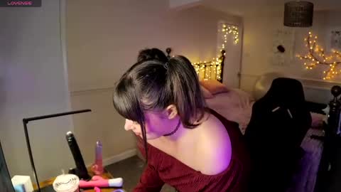 Lavenderrzz online show from 05.12.26