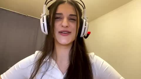 Snapshot of lavonkosbab chatting on 02.08.26 Elina online show from 02.08.26