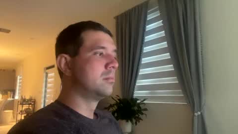 Snapshot of law_cambio chatting on 02.05.25 law_cambio online show from 02.05.25