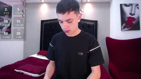 Snapshot of lawford_mike chatting on 01.20.25 Mike online show from 01.20.25