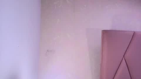 Snapshot of lay_madison chatting on 10.06.25 Lay Madison  online show from 10.06.25