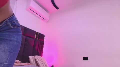 Lay Madison  online show from 07.17.26