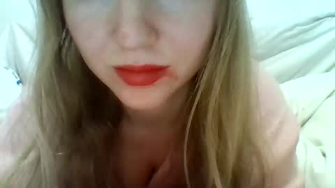 layannalea online show from 01.10.25