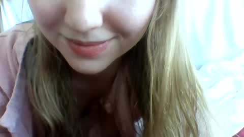 layannalea online show from 02.14.25