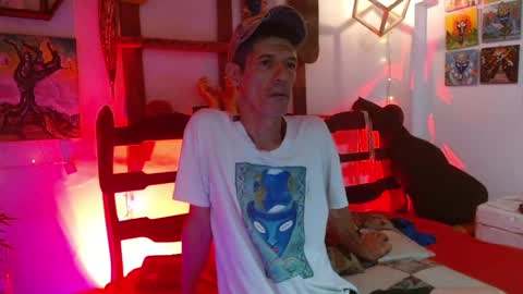 Laye19 online show from 02.09.25