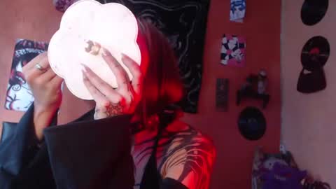 layla_quinn online show from 07.16.26