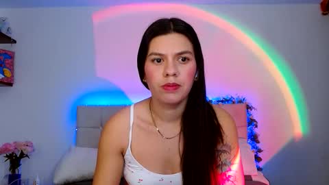 Snapshot of layla_roma chatting on 06.10.26 Lia and Rachel online show from 06.10.26