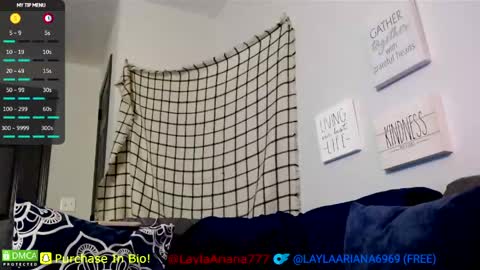 Snapshot of laylaariana69 chatting on 05.01.26 LaylaAriana online show from 05.01.26