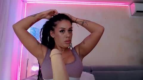 laylacruz online show from 03.06.26