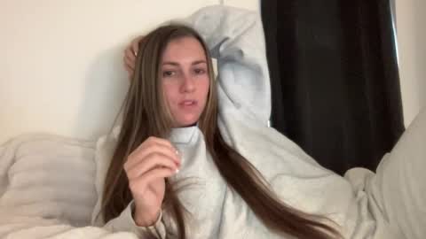 Snapshot of laylahlaylah1 chatting on 10.24.25 laylahlaylah1 online show from 10.24.25