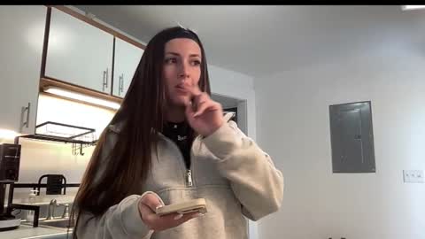 Snapshot of laylahlaylah1 chatting on 11.29.25 laylahlaylah1 online show from 11.29.25