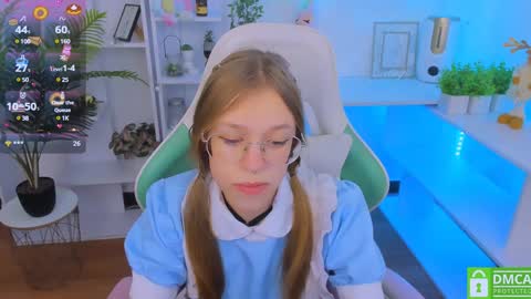 Snapshot of layriantavee chatting on 01.18.25 layriantavee online show from 01.18.25