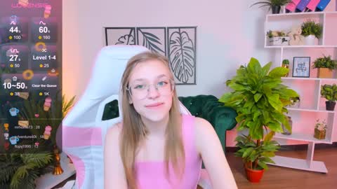 Snapshot of layriantavee chatting on 02.01.25 layriantavee online show from 02.01.25