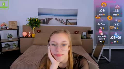 Snapshot of layriantavee chatting on 02.18.25 layriantavee online show from 02.18.25