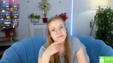 Snapshot of layriantavee chatting on 02.25.25 layriantavee online show from 02.25.25