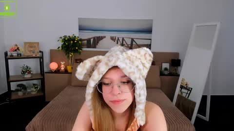 Snapshot of layriantavee chatting on 03.03.25 layriantavee online show from 03.03.25