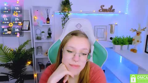 Snapshot of layriantavee chatting on 03.08.25 layriantavee online show from 03.08.25