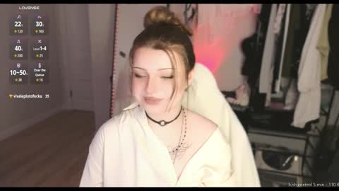 lazy girl Lizzy online show from 05.08.26