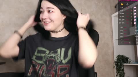 Lisa online show from 12.17.24