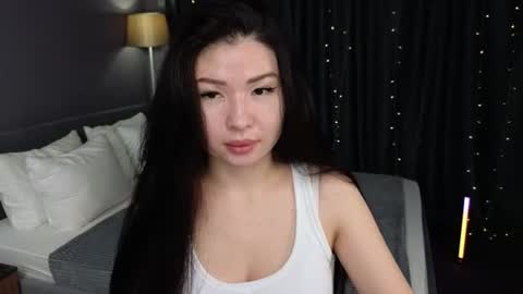lea_apple online show from 07.31.26