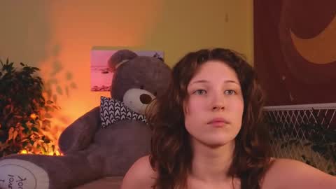 Lea online show from 02.22.25