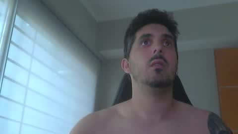 Snapshot of leabateria chatting on 12.22.25 leowolf online show from 12.22.25