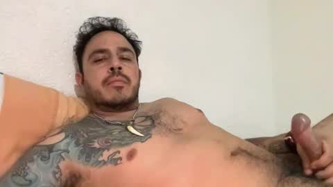 leafar_volkov online show from 11.04.25