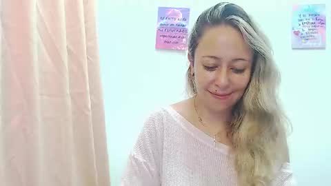 leah_susman online show from 12.03.24