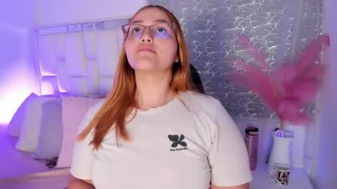 Leah  online show from 07.11.26