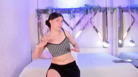    online show from 11.08.25