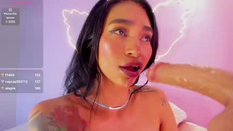 Hey Im Lea online show from 02.24.25