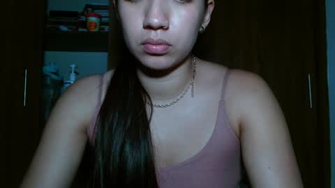 Snapshot of leanaalhub chatting on 12.19.24 leanaalhub online show from 12.19.24