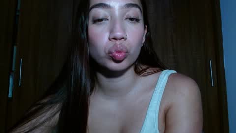 Snapshot of leanaalhub chatting on 02.05.25 leanaalhub online show from 02.05.25