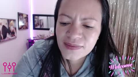 Leandra online show from 09.17.25