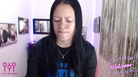 Leandra online show from 10.14.25