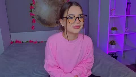 Sophie online show from 03.16.26