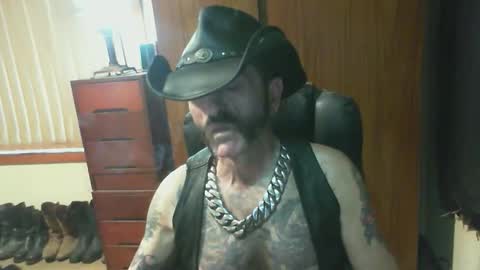 leathergreaser online show from 02.26.26