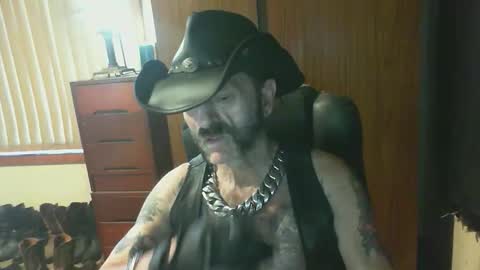 leathergreaser online show from 03.10.26