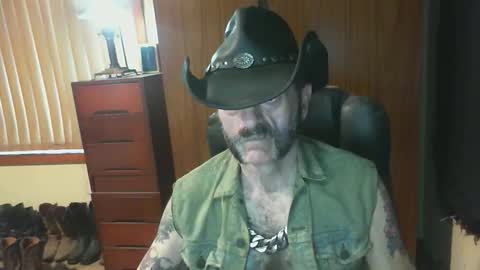 leathergreaser online show from 03.17.26
