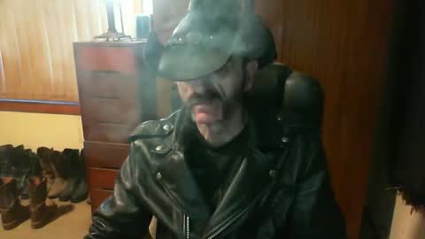 leathergreaser online show from 04.13.26