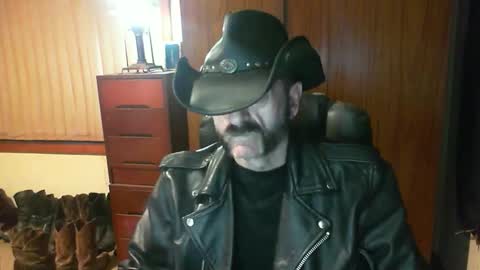 leathergreaser online show from 05.05.26